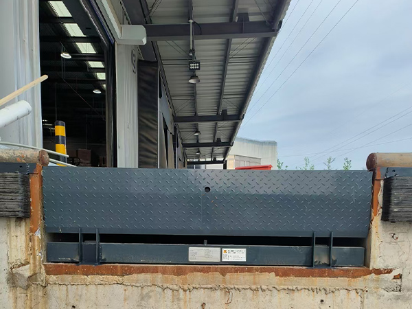 一控一隔爆型掛壁式控制箱